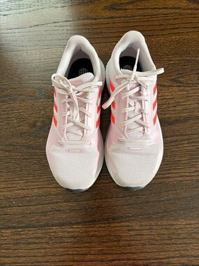 Light Pink Adidas Women's Athletic Sneakers with Coral Stripe Detailing